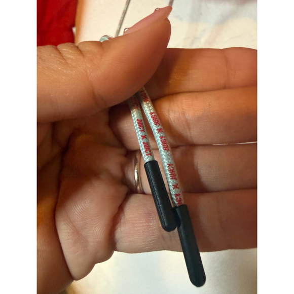 NWT, Juicy X Juicy Couture Red Lightweight Cropped, Nylon Jacket. - Picture 2 of 4